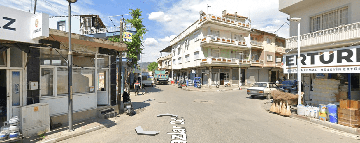 TIRAZLAR CADDESİNDE SATILIK ÇOK AMAÇLI BİNA - Sarıgöl Konak | ADS Emlak