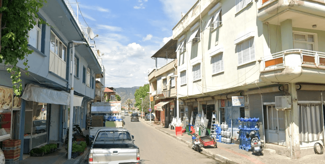 TIRAZLAR CADDESİNDE KİRALIK İŞYERİ - Görsel 3