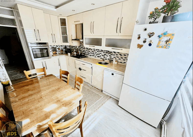 SİTELER GİRNE CADDESİ ÜZERİNDE 3+1 ZEMİN KAT SATILIK DAİRE - Sarıgöl Siteler | ADS Emlak