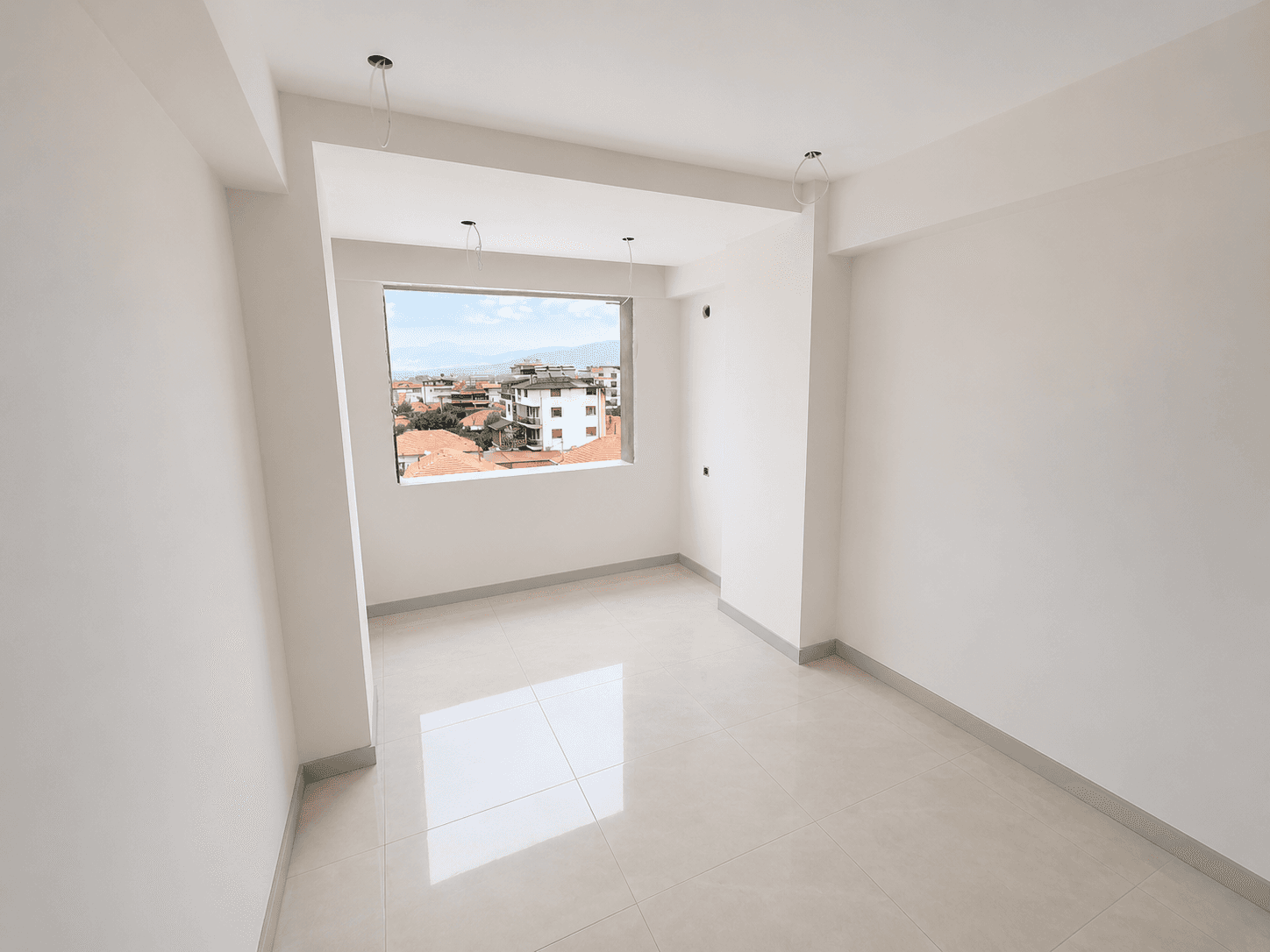 MİMAR SİNAN GİRNE CADDESİNDE SATILIK 2+1 DAİRE - Görsel 7