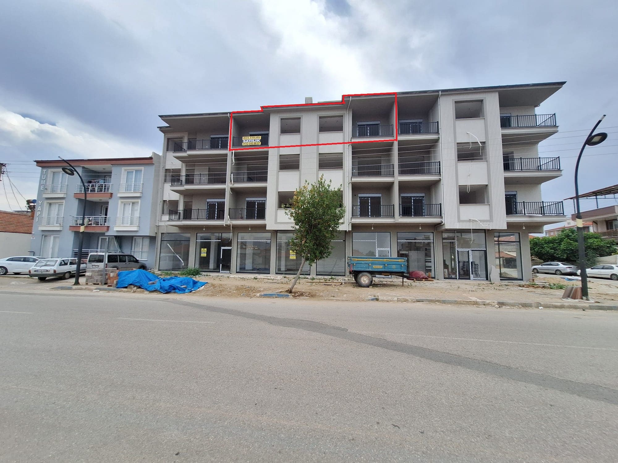 MİMAR SİNAN GİRNE CADDESİNDE SATILIK 2+1 DAİRE - Görsel 1